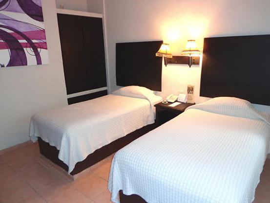 Hotel Marlon تْشيتومال المظهر الخارجي الصورة