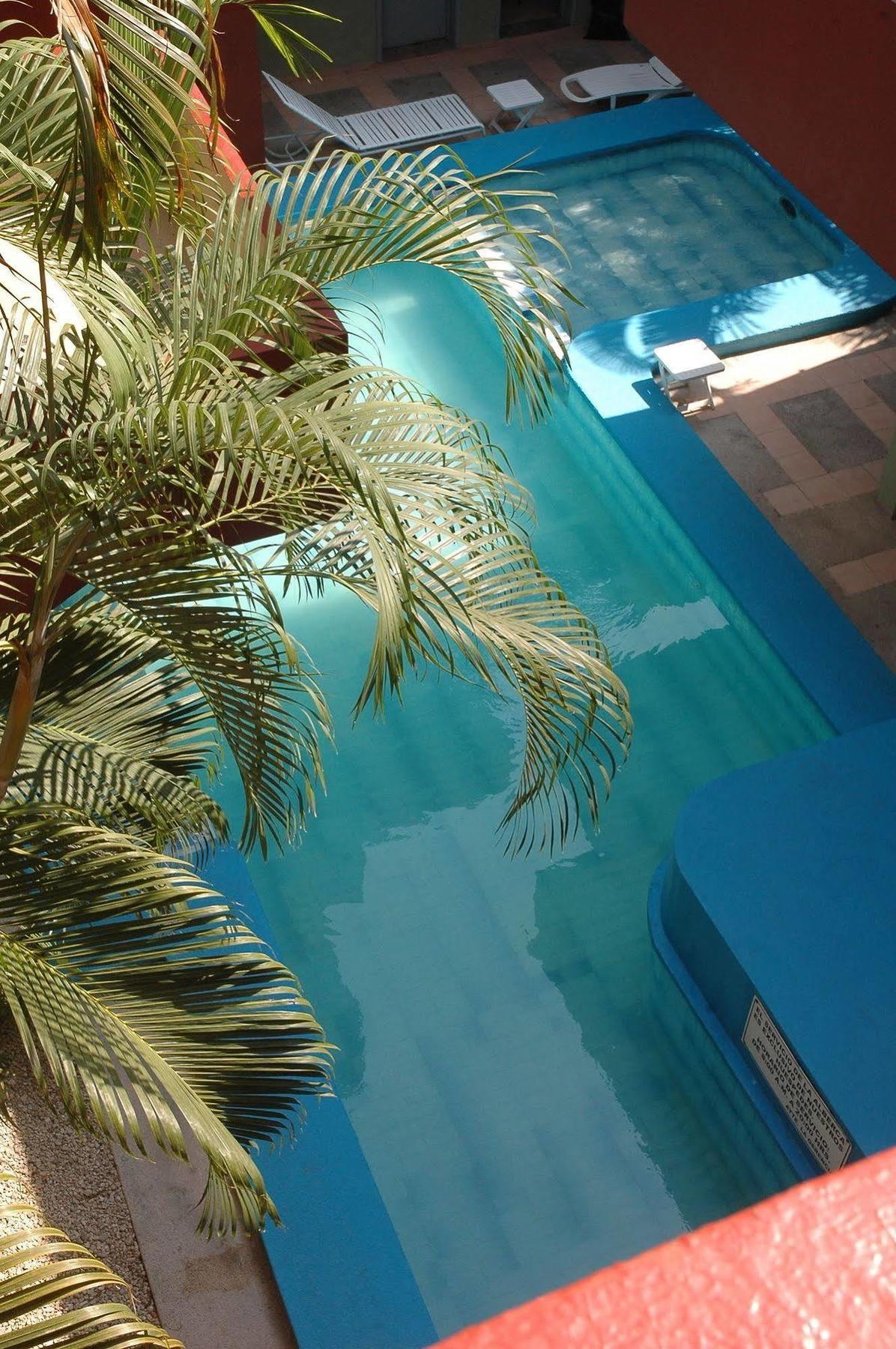 Hotel Marlon تْشيتومال المظهر الخارجي الصورة